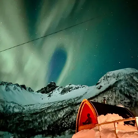 Lofoten Red * Laupstad