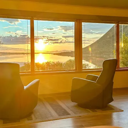 Lofoten Red * Laupstad