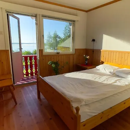 Vila Lofoten Red Laupstad