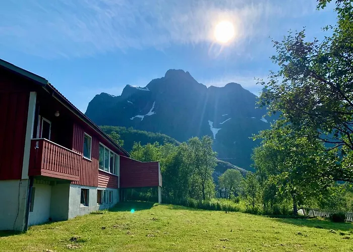 Villa Lofoten Red Laupstad