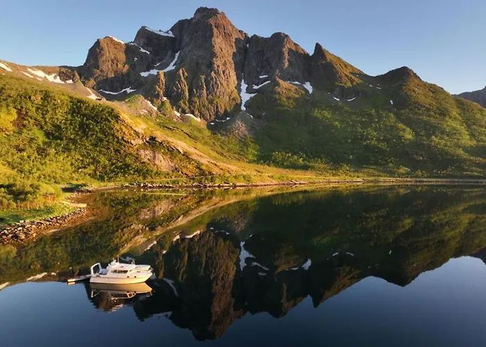 Villa Lofoten Red