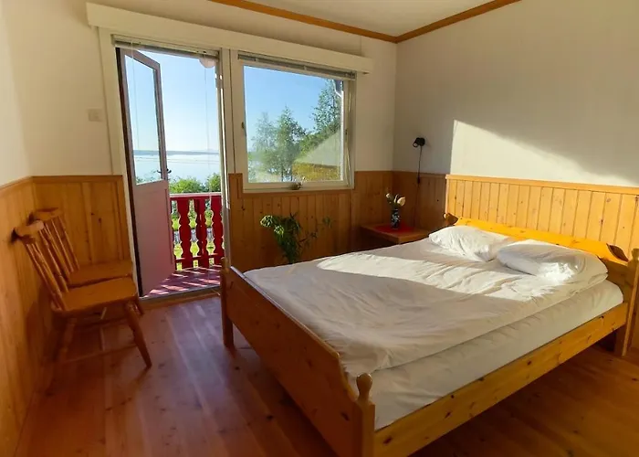 Villa Lofoten Red Laupstad