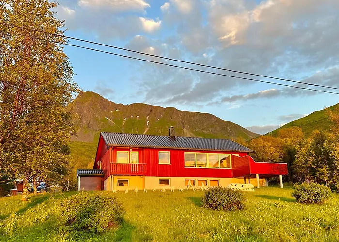 Lofoten Red Villa Laupstad